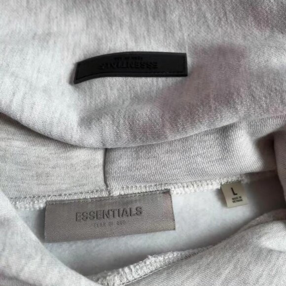 Fear of God Essentials Hoodie Light Oatmeal - Picture 7 of 7